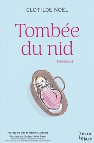 TOMBEE DU NID