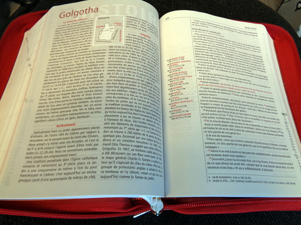 Bible d'étude Thompson 21 Sélection - couverture souple rouge, avec fermeture éclair